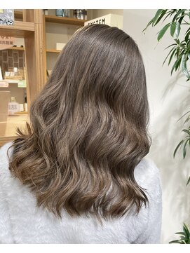 ルイス 喜連瓜破(Luis) ベージュカラー