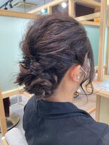 タエビスシェリール(Taebis CHERIR) お呼ばれヘアセット！ゆるふわ下めシニョン☆彡