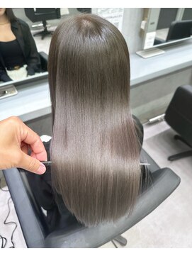 エリーツ 表参道(elyts) グレージュラベンダー、髪質改善トリートメント　表参道　韓国