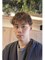 リサプラン(RISA plan)&nbsp;スーツに似合う緩めパーマ《西新/百道浜》メンズ