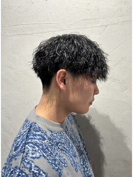 ガオプロデュースバイレボ(gao produced by revo) ツイスパ/波巻きパーマ/メンズ/ニュアンスパーマ