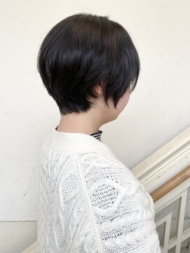 モリオ フロム ロンドン 成増店 【morio成増/一戸】黒髪丸みショート