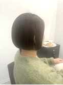 ショートボブ