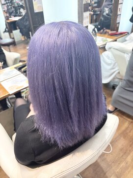 アン(Hair make un) ウルトラバイオレット