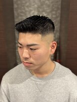 ゼロスバーバー(0's BARBER SHOP)&nbsp;スキンフェード/メンズカット/ショート/短髪/アップバング
