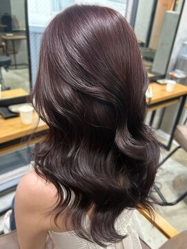 エイム(AiM) レイヤーカット 韓国ヘア 顔周り 前髪 ラベンダー 暗めカラー