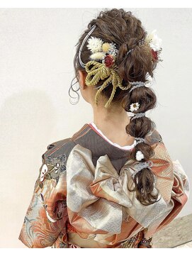 エンタリティリット(entality lit) 【entalitylit】成人式・卒業式に!ポニーテール×紐アレンジ☆