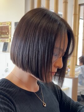 ディッセンバー 伊勢崎(December) 切りっぱなしボブ/ミニボブ/丸くないボブ/ヘーゼルベージュ