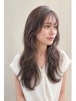 ベルス(bellus)&nbsp;ロングレイヤー×ラベンダーベージュ 20代　30代