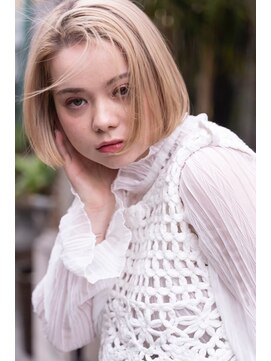 メーヴェ(Mowen) mowen 南堀江 リラクシーボブ×ヌーディーベージュ×大人可愛い