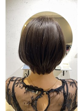 エソラ ミニボブショートレイヤー