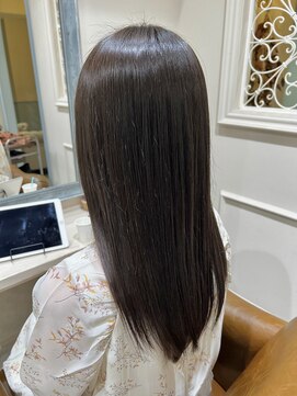 フレーム へアアンドトリートメント 天王寺北口店(FRAME) [FRAME 天王寺北口店] 艶カラー透け感グレージュ