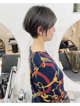 メモリーズ 銀座(Memories) ショートボブ/大人巻き/ぷつっとボブ/ナチュラルモード/銀座駅