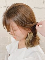 アトリエ ミム 二子玉川店(atelier mim) ミディアムレイヤーヘア×インナーカラー