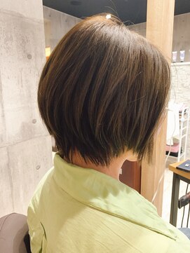 リヤン(Lien) ショートボブ