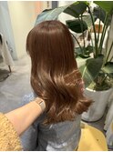 キャラメルベージュ