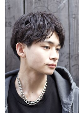 ユーフォリア 渋谷グランデ(Euphoria SHIBUYA GRANDE) スーツ短髪ツーブロック束感モテる黒髪シークレットパーマ