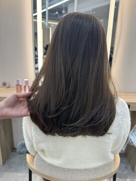 ウェイズトウキョウ 新宿店(Ways TOKYO) 透明感たっぷりオリーブグレージュ