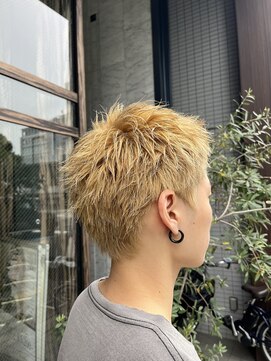 アース 天満橋店(HAIR & MAKE EARTH) トレンドスパイキーショート+抜きっぱなし