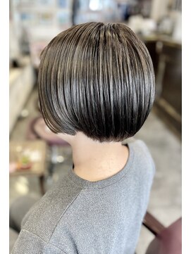 サーティエイト(38) 丸みショート マッシュショート ボブ アッシュオリーブ/カット/