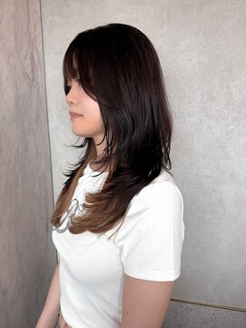 ルームバイシー 新宿(Loom. by Sea) ◎大人気ハイレイヤー×インナーカラー☆