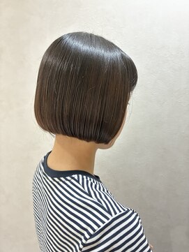 ハイヴィー(Hivi) コンパクトボブ