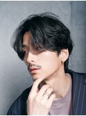 横浜西口メンズショートセンターパート大人無造作パーマ