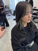 テラス トヨタ(Telasu Toyota)&nbsp;フェイスフレーミングカラーでホワイトブロンドに◎