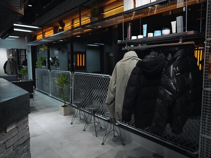 ブラック(BLACK)の写真