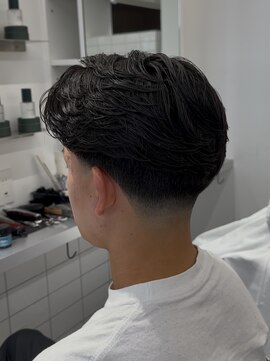 グルーマーズクレッジ 渋谷店(GROOMER/S CREDGE) men's/メンズ/フェザーパーマ/サーフカール/スペインカール/渋谷