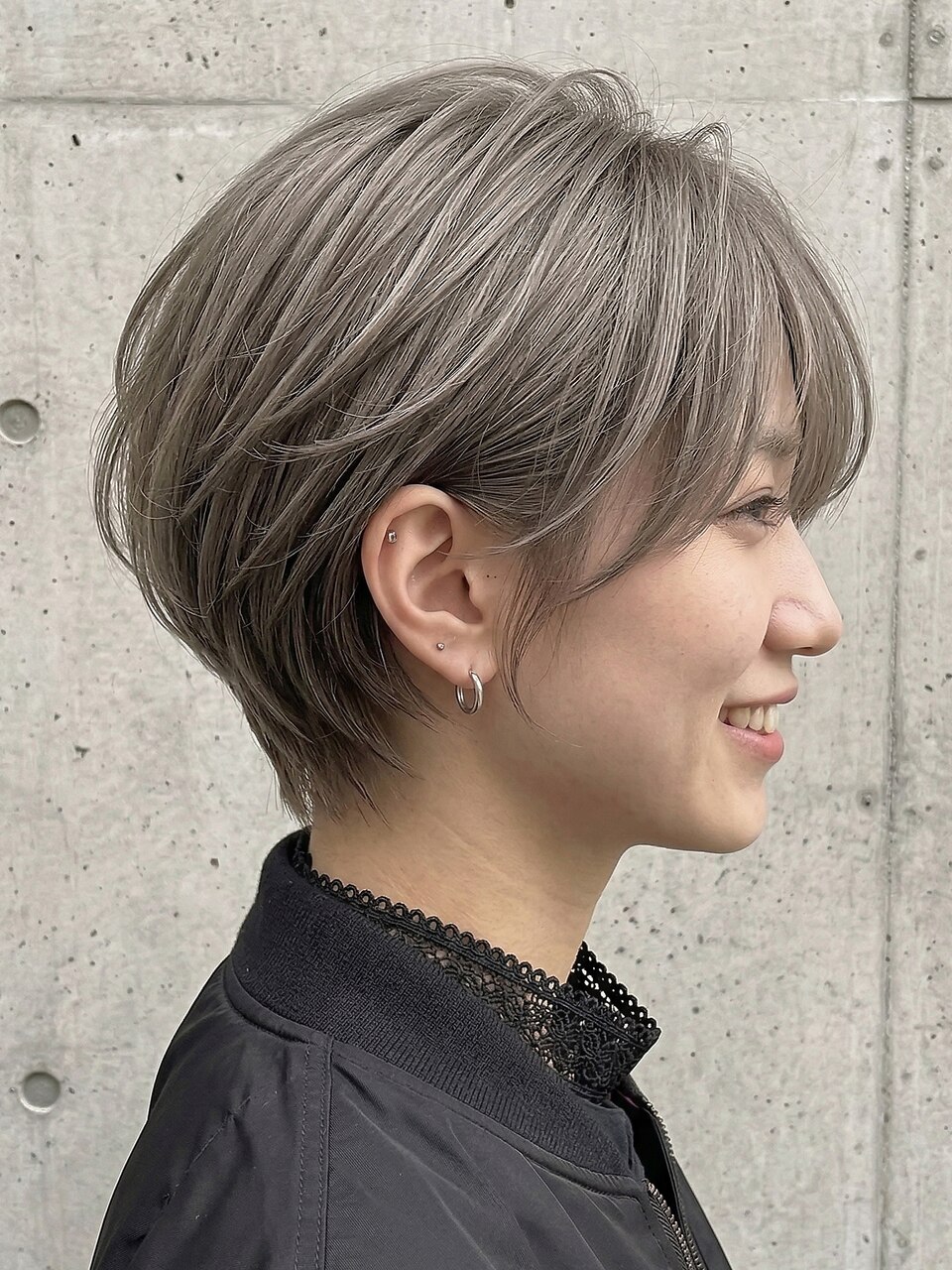 2026年春】アッシュブラウン ショートの髪型・ヘアアレンジ｜人気順