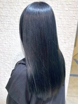 ビューティシモ 所沢(Beautissimo) ブルーグレー ブリーチカラー ダメージレス ツヤ髪 ロング