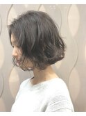 AXIS 加藤えみか【癖毛風切りっぱなしボブ】