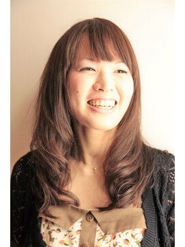 アートベー(AtoB) レイヤー内巻きパーマスタイル