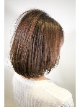 ビアンコ(BlANCO) 【BLANCO】ツヤベージュミディボブ(AKANE)