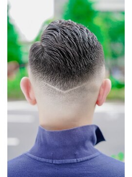 クロムトウキョウ ザ バーバー 新宿本店(CHROM TOKYO the Barber) スキンフェードバーバースタイル　新宿/メンズカット/バーバー