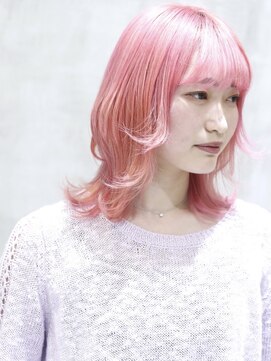 イル(ill) ピンク ウルフスタイル 透明感 大須