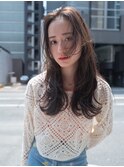 オリーブベージュ×顔まわり流れるロングhair