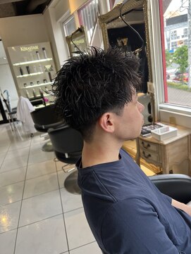 アイズ 海老名(AIZU) ザクザクショート　スパイキーショート　アップバング