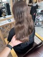 オーブ ヘアー アンリ 梅田店(AUBE HAIR unli) このように広がるしてる髪でも美髪矯正をすると激変！