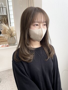 ロマーリ(LOMARLIE) ブリーチなしオリーブベージュ_似合わせレイヤー