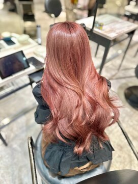 アクション 心斎橋店(ACTION) レイヤーカット ピンクラベンダーチェリーレッド ブリーチあり