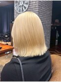 ハイトーンダブルカラー/ブロンド切りっぱなしボブ/韓国