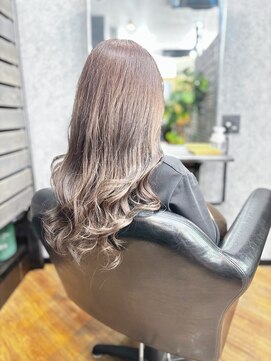 アール(R) ミルクティーベージュ