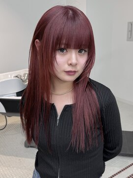 リヴ ウメダ(LIV umeda) 秋カラー/ボルドー/ワインレッド/ブリーチ1回/レイヤーカット