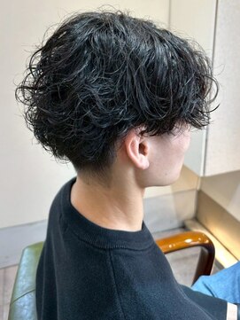 ノッポサン(Noppo3) ツイストスパイラルパーマ ツーブロックマッシュ 黒髪