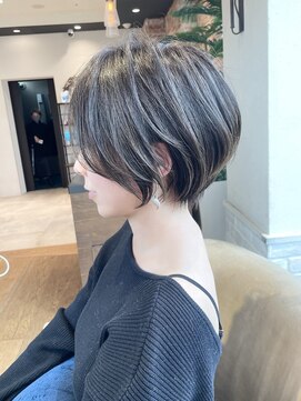 バンプ ギンザ(BUMP GINZA) 30代40代50代白髪ぼかし髪型白髪染め面長細目ハイライト伊