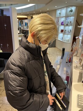 ヴィンスジオ 岐阜駅南(vince gio) 抜きっぱなしblonde