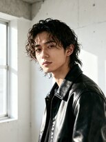 エイチ メンズ(H) フェードカットツイストパーマスパイラルパーマツーブロック短髪