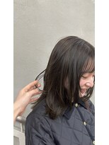 アトレ 梅田店(attrait)&nbsp;透明感◎ オリーブグレージュ　柔らかいミディアムヘア